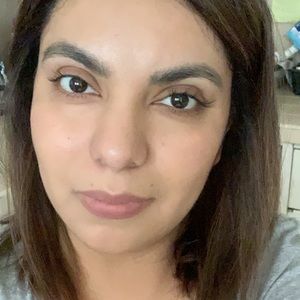 Meet your Posher, Veronica